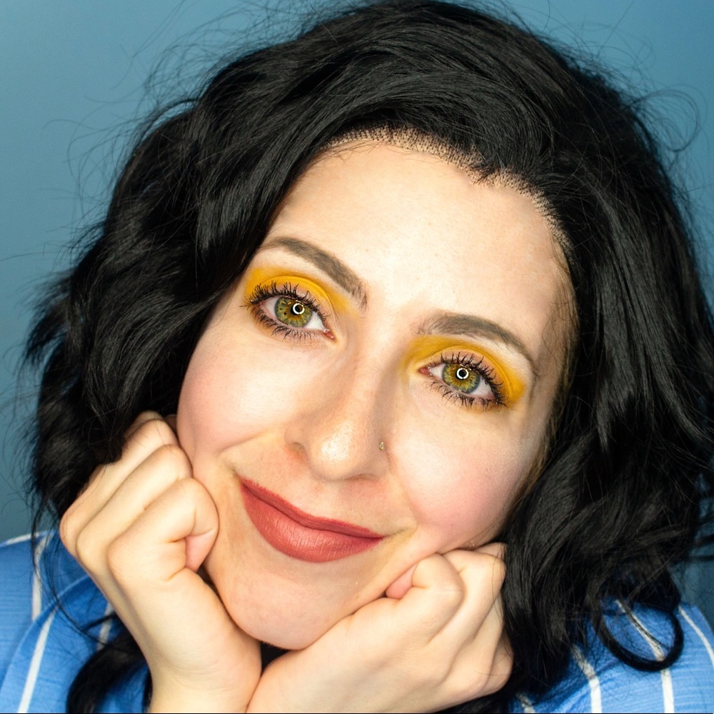 Meet your Posher, Laura